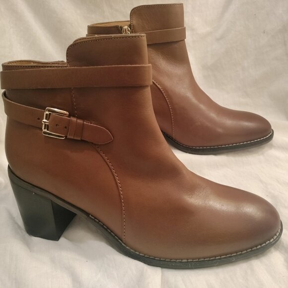 Hush Puppies Women's Hannah Ankle Boot - Picture 9 of 12